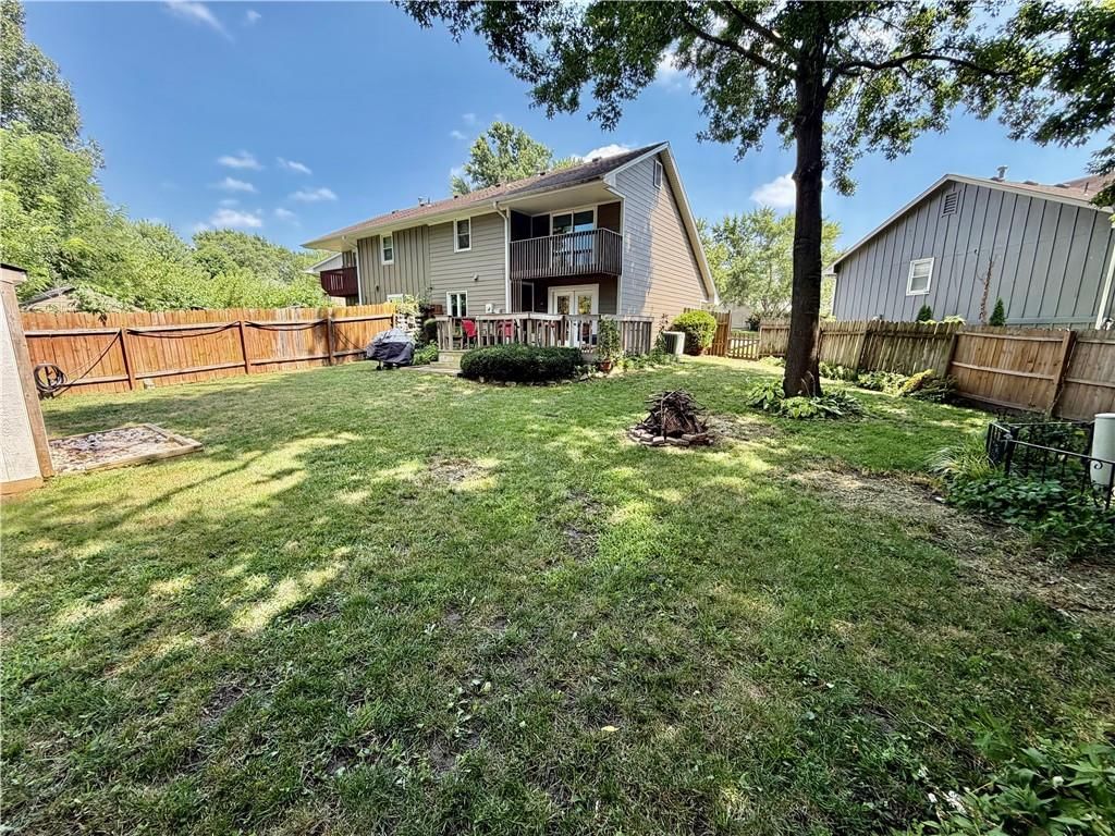 1302 Laurel Street — photo 22