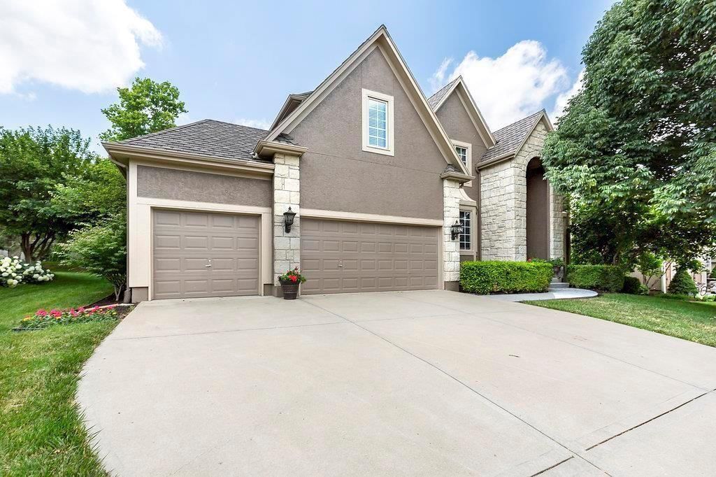14904 Woodson Street — photo 1