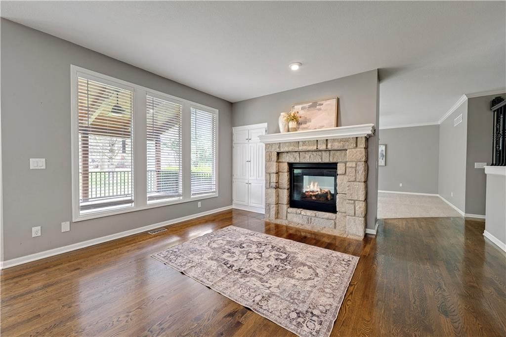 14904 Woodson Street — photo 9