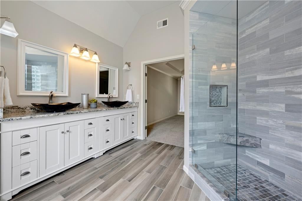 14904 Woodson Street — photo 24
