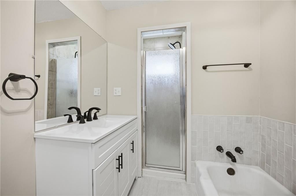 104 Bowman Street — photo 25