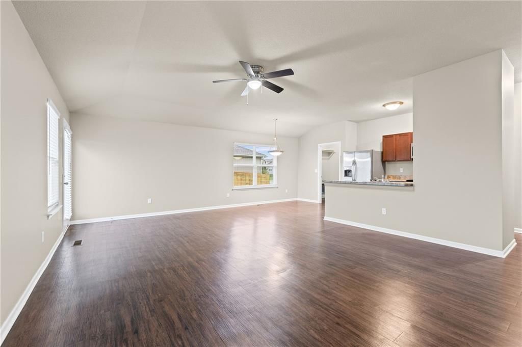 734 S Cypress Street — photo 5