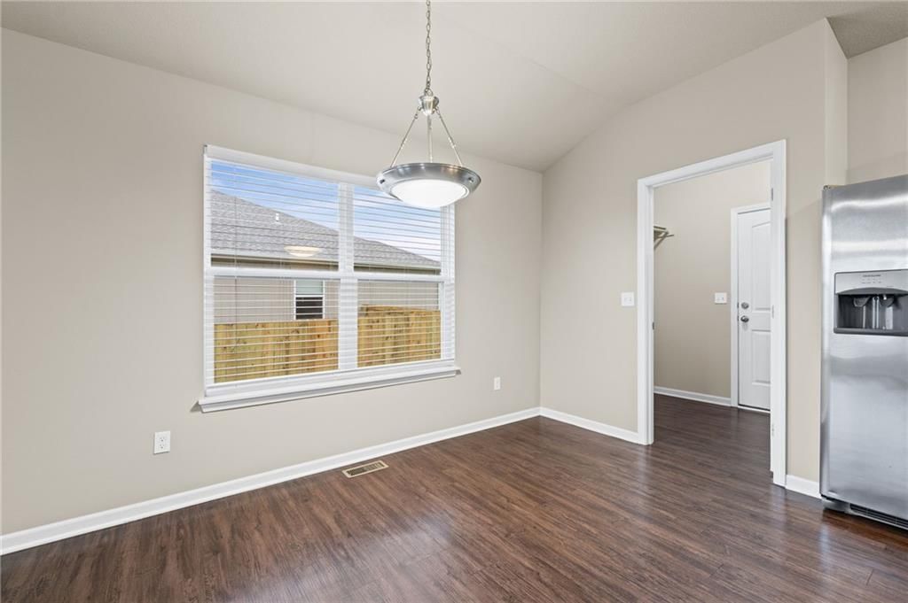 734 S Cypress Street — photo 7