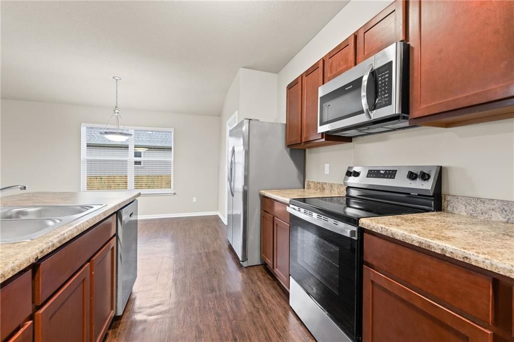 734 S Cypress Street — photo 11
