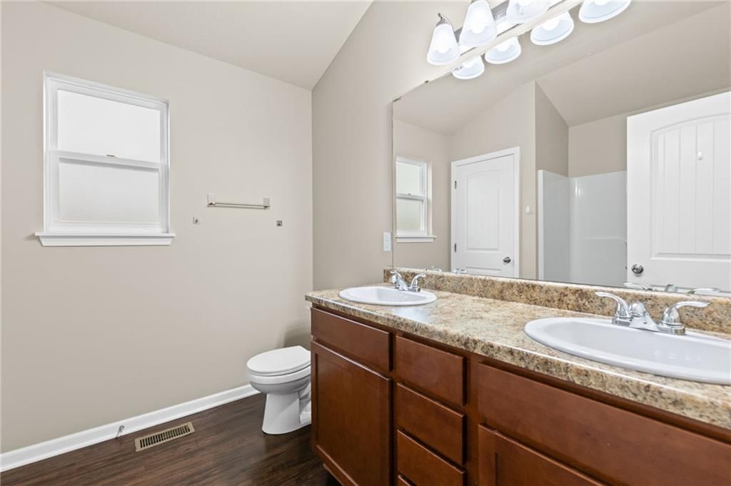 734 S Cypress Street — photo 16