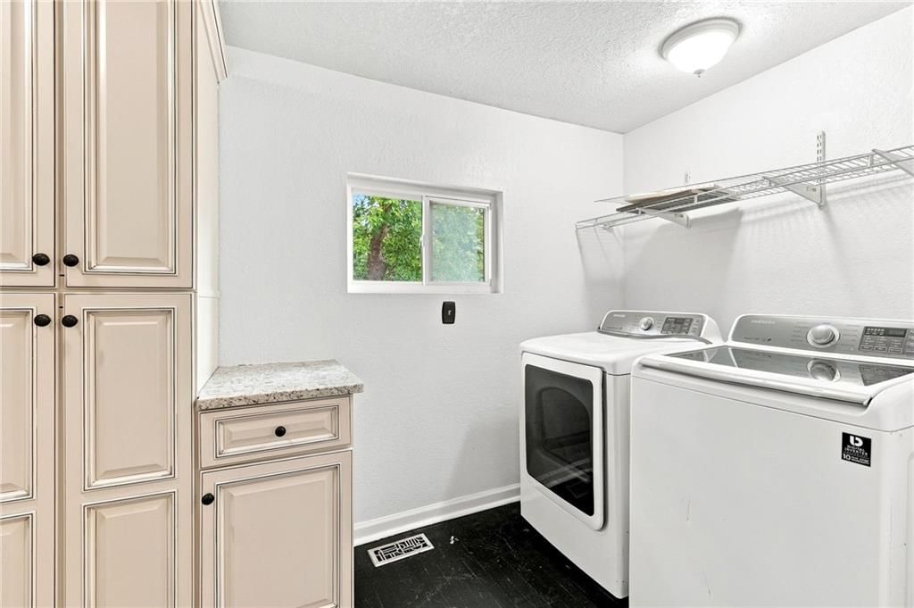 2833 Peery Avenue — photo 23