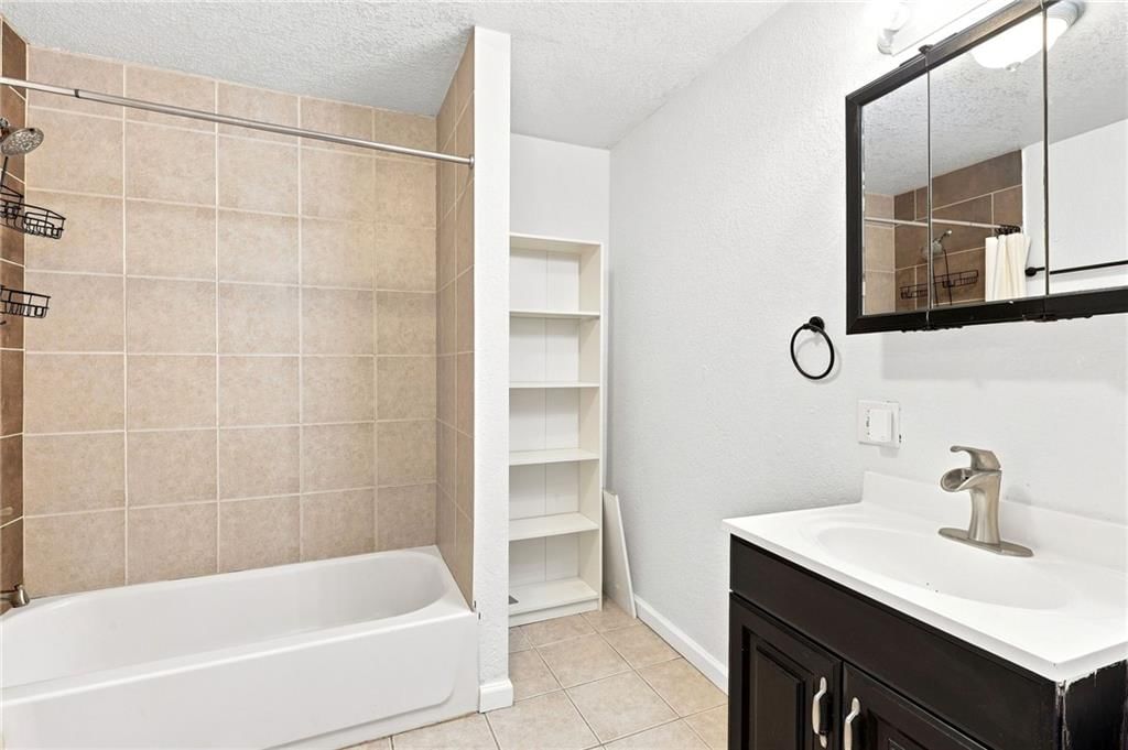 2833 Peery Avenue — photo 33