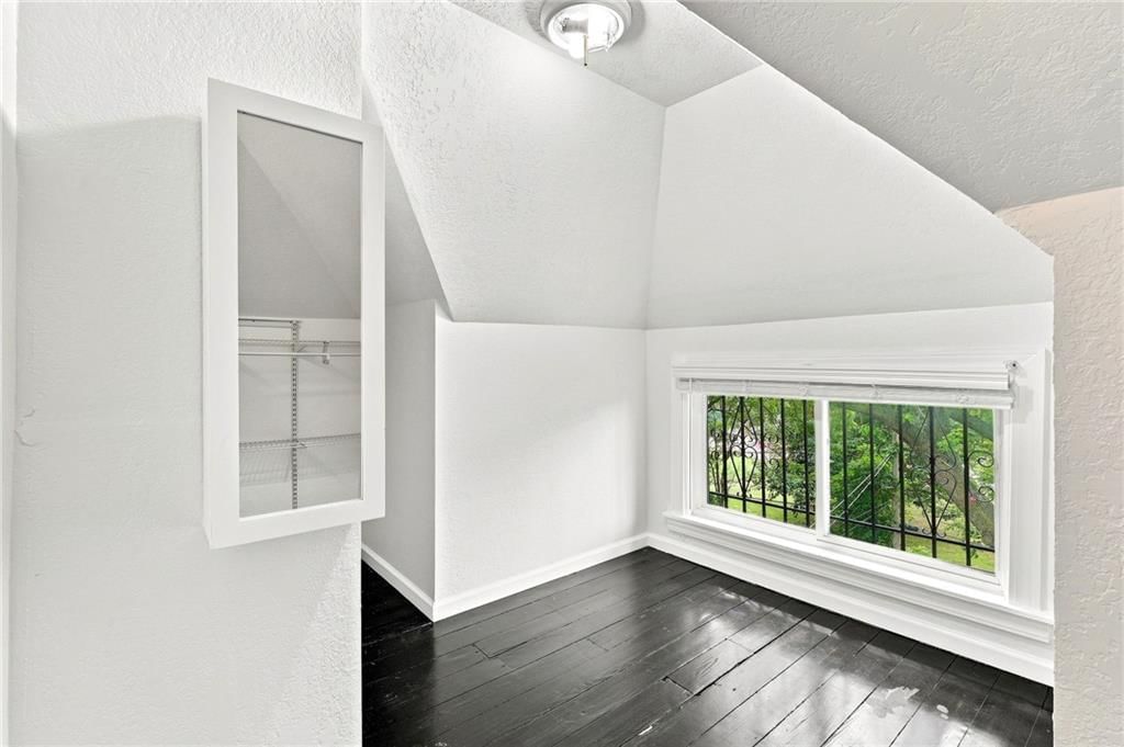 2833 Peery Avenue — photo 36