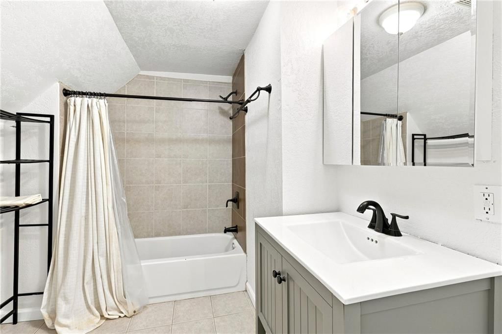 2833 Peery Avenue — photo 37