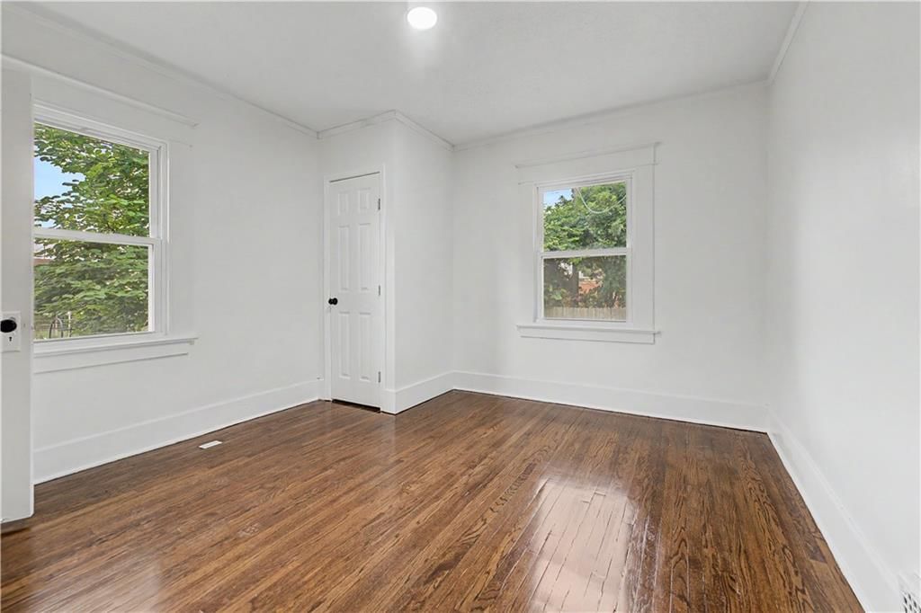 5633 Harrison Street — photo 13