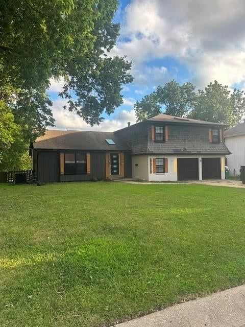 3315 Shady Lane Drive — photo 2