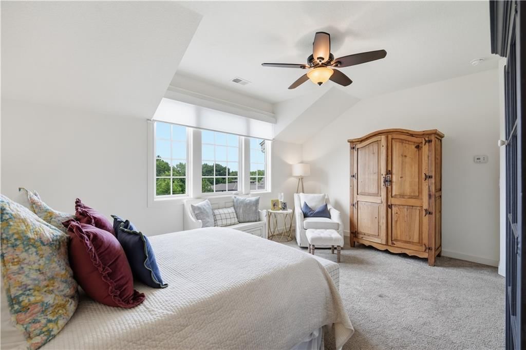 3835 W 180th Terrace — photo 35