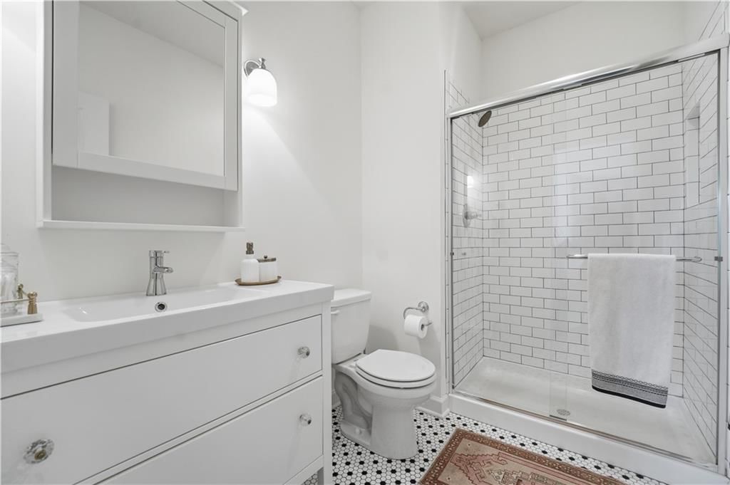 3835 W 180th Terrace — photo 36