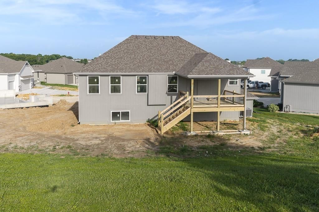 15589 Sheridan Court — photo 2