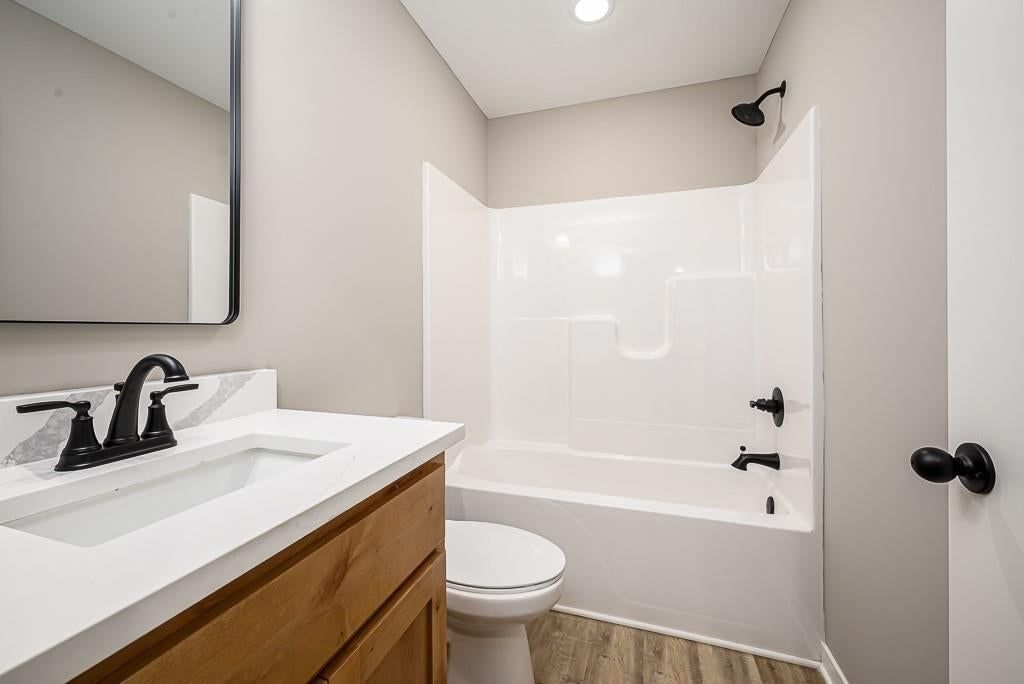 15589 Sheridan Court — photo 18