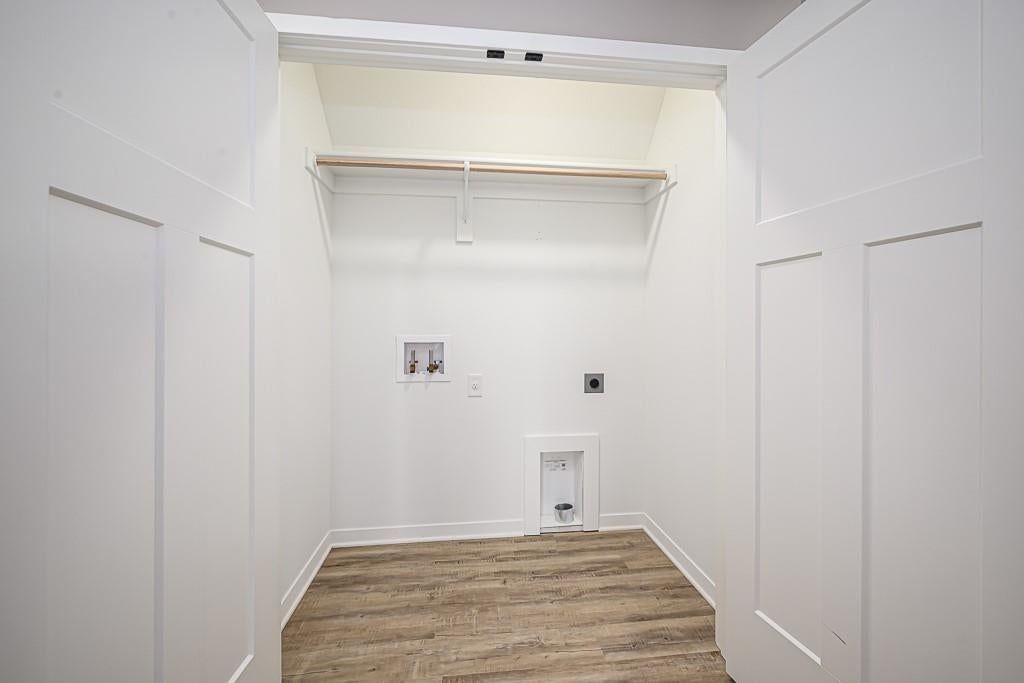 15589 Sheridan Court — photo 19