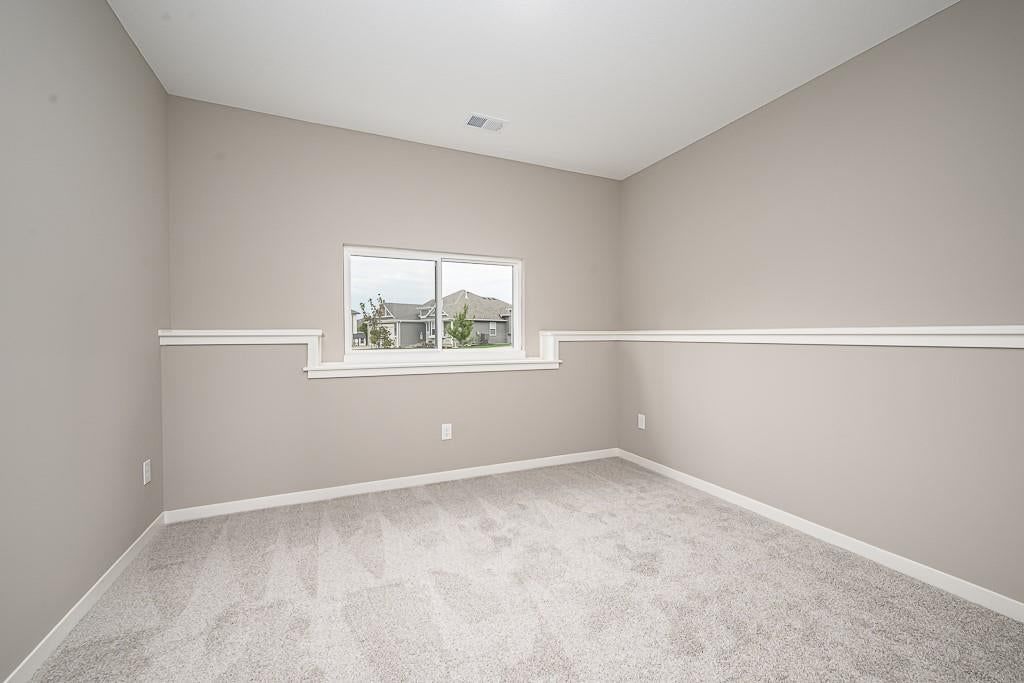 15589 Sheridan Court — photo 22