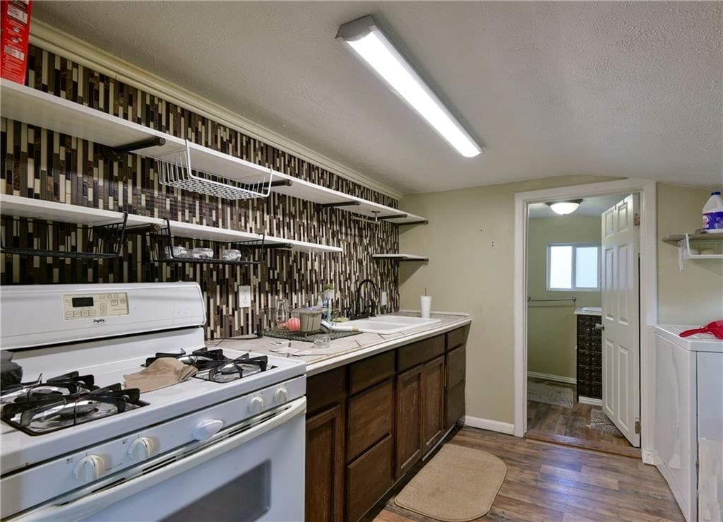 407 S Clarke Avenue — photo 8