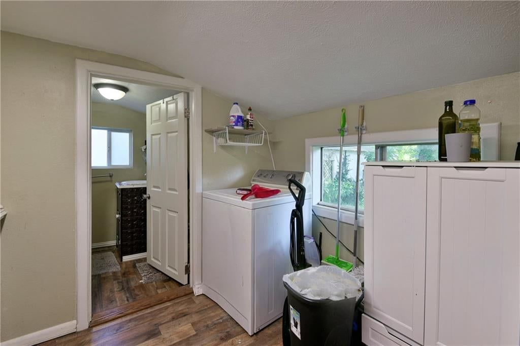 407 S Clarke Avenue — photo 10