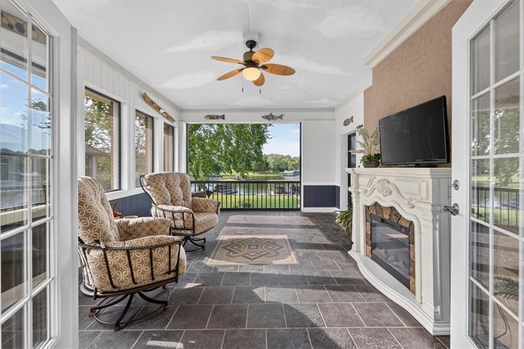 113 Lighthouse Point — photo 34