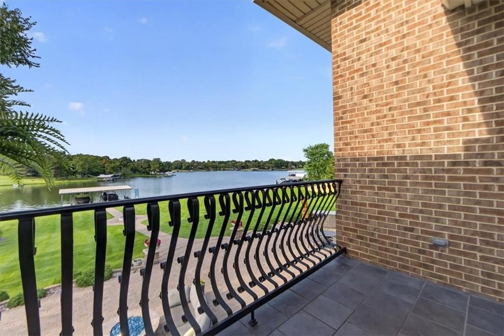 113 Lighthouse Point — photo 37