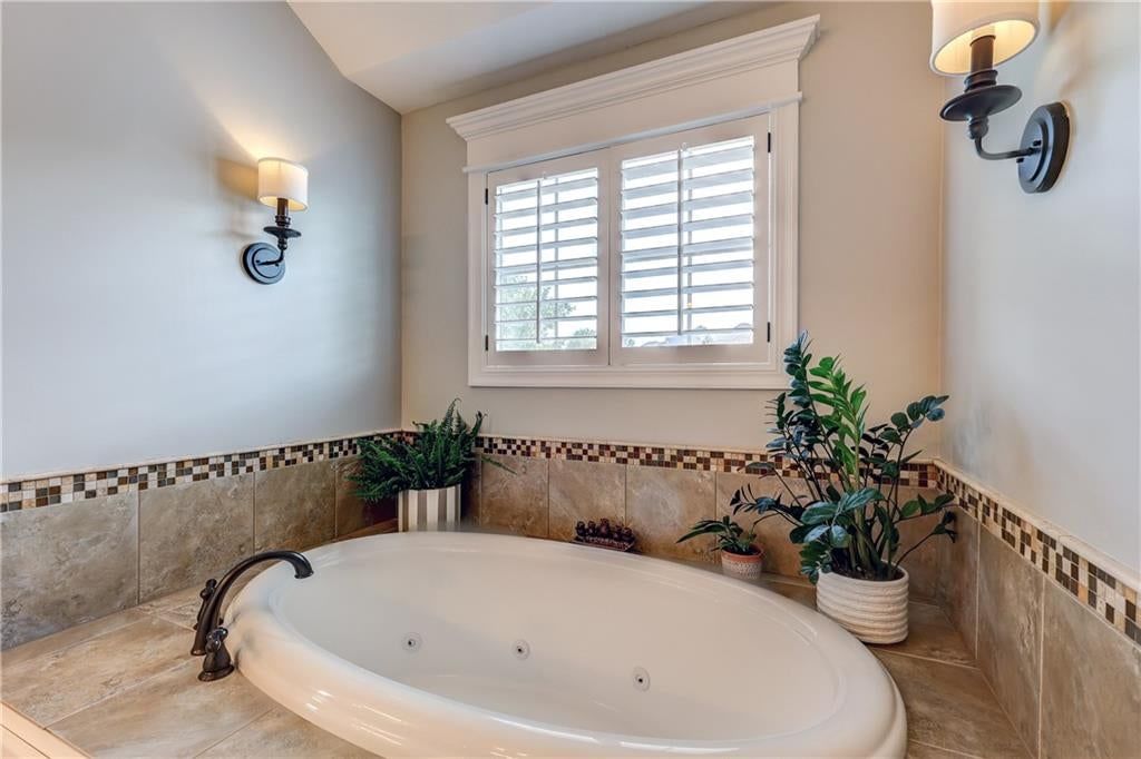 11515 W 165th Terrace — photo 28
