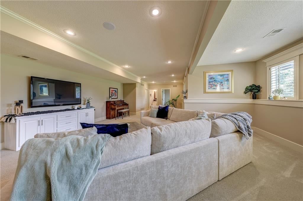 11515 W 165th Terrace — photo 39