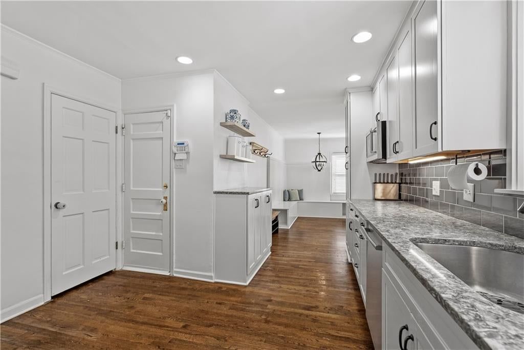 1260 W 72nd Street — photo 13