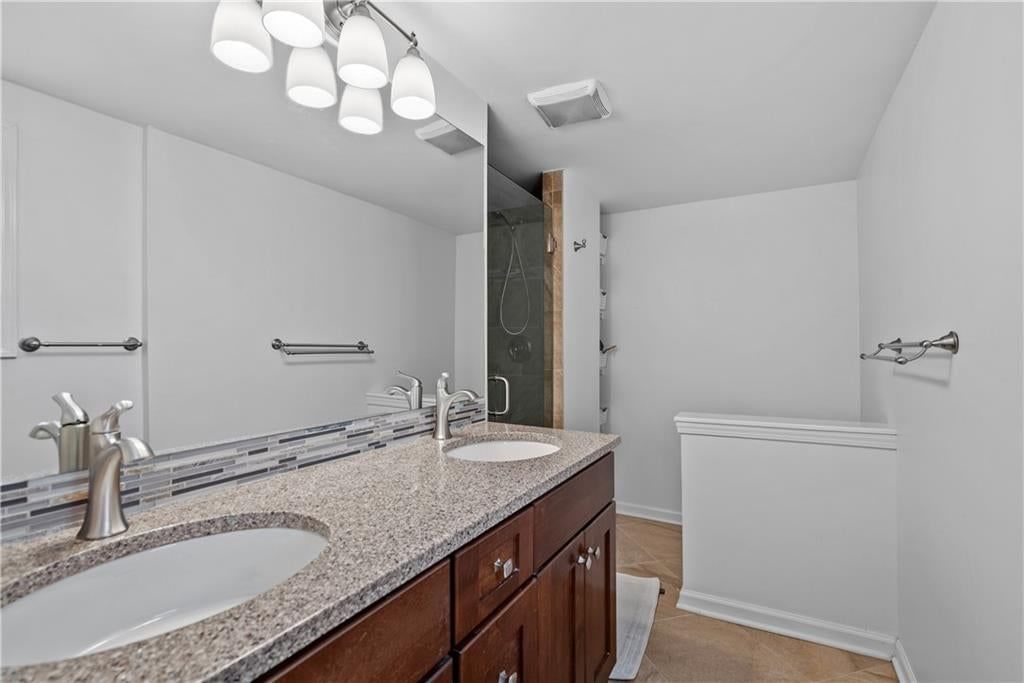 1260 W 72nd Street — photo 20
