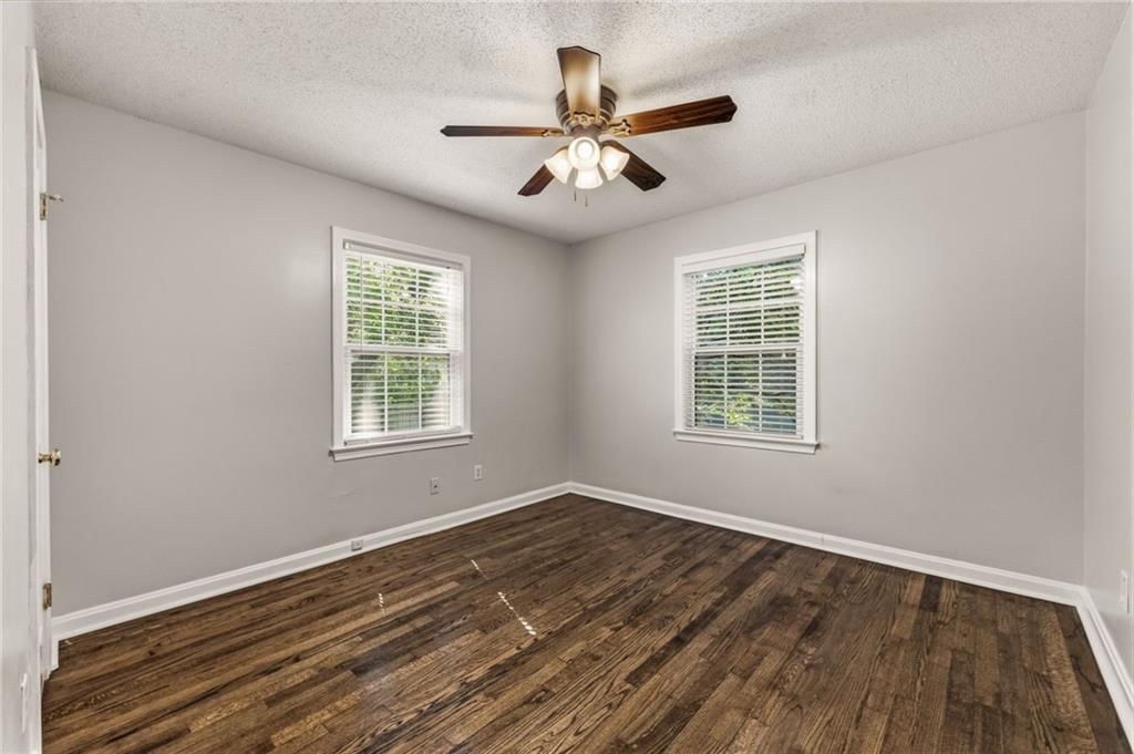 6739 Roe Avenue — photo 9