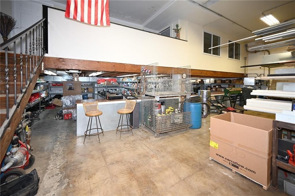 205-207 W Brasfield Street — photo 8