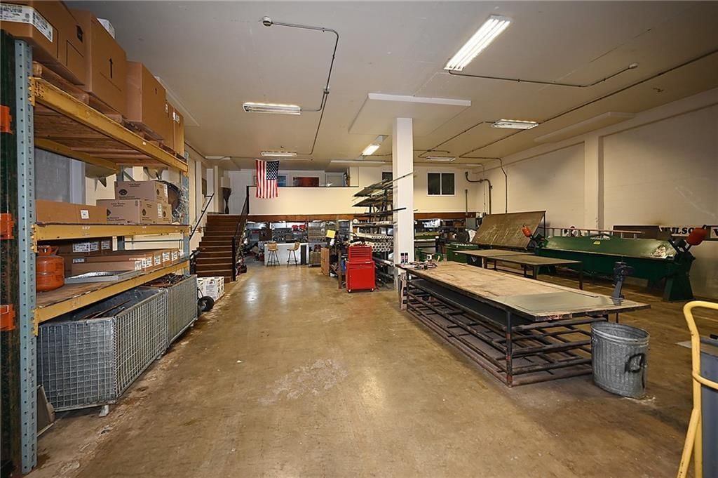 205-207 W Brasfield Street — photo 12