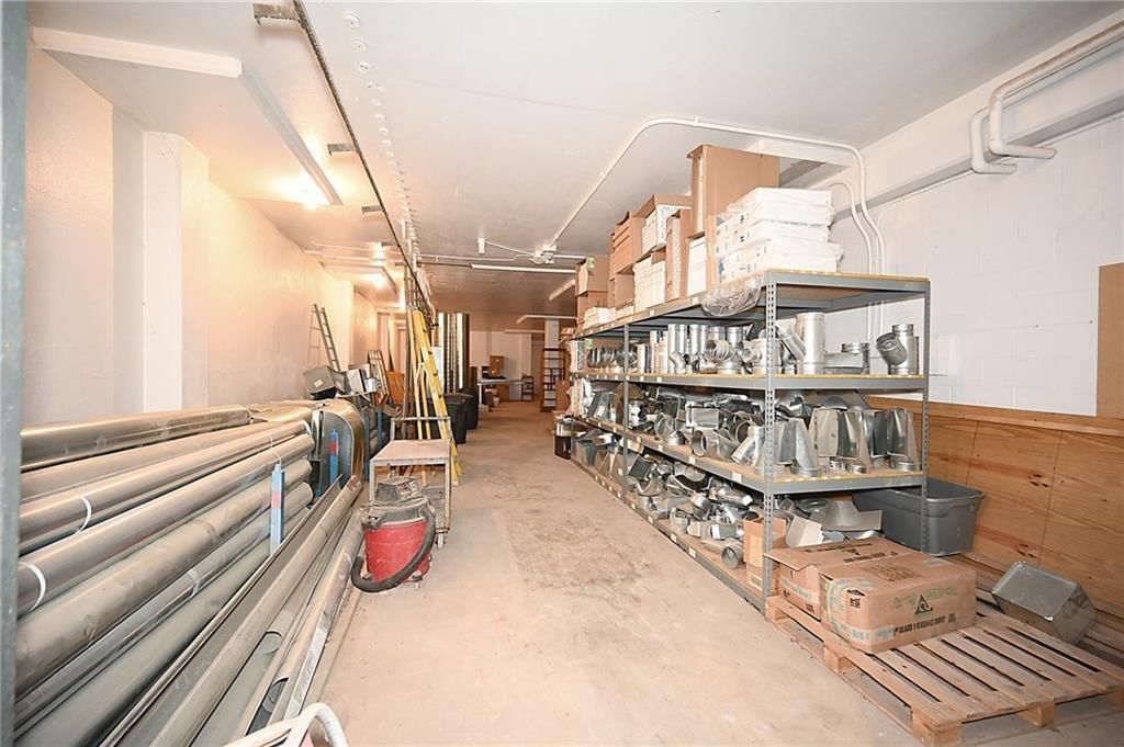 205-207 W Brasfield Street — photo 16