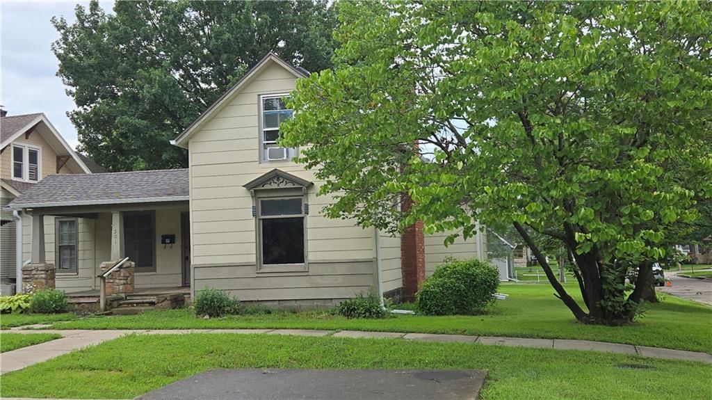 501 E Piankishaw Street — photo 4