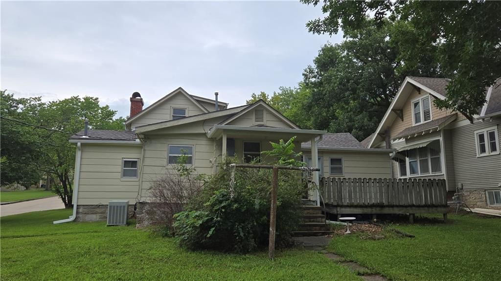 501 E Piankishaw Street — photo 7