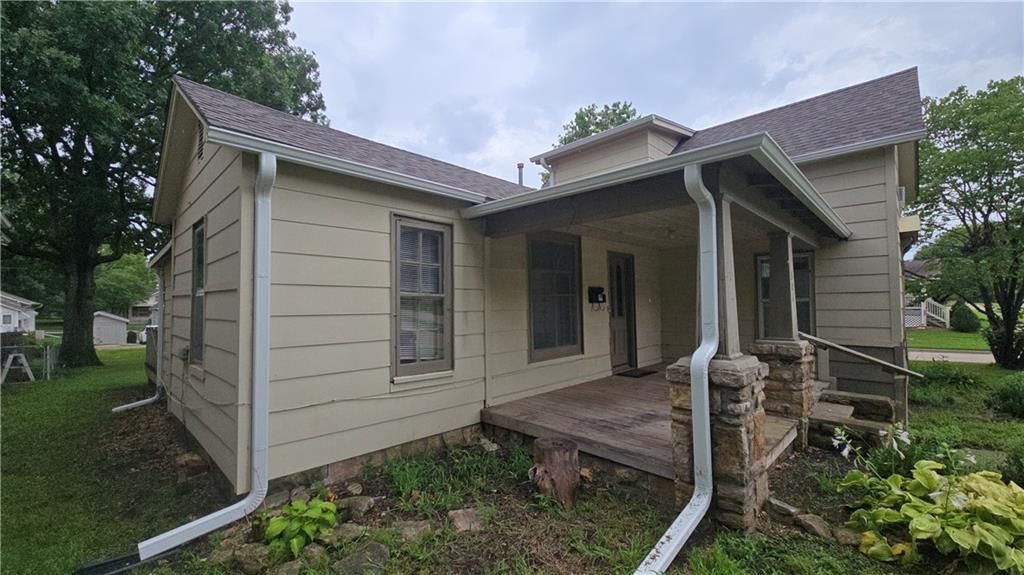 501 E Piankishaw Street — photo 9