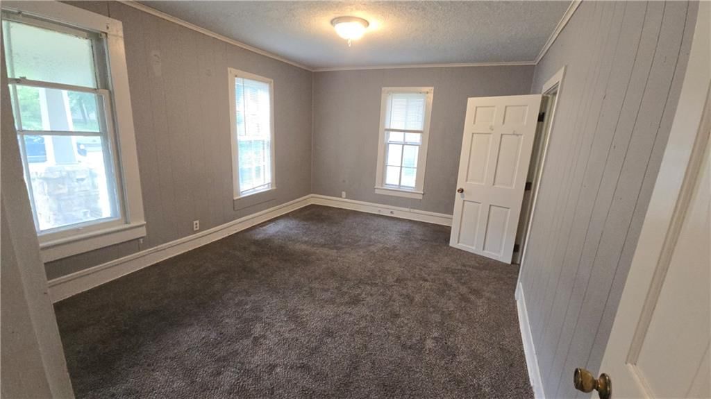 501 E Piankishaw Street — photo 16