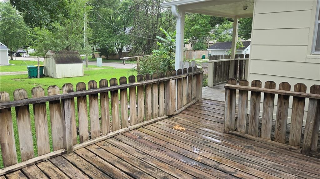 501 E Piankishaw Street — photo 26