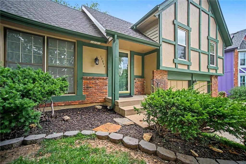 12904 W 70th Terrace — photo 4