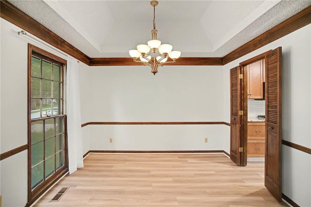12904 W 70th Terrace — photo 5
