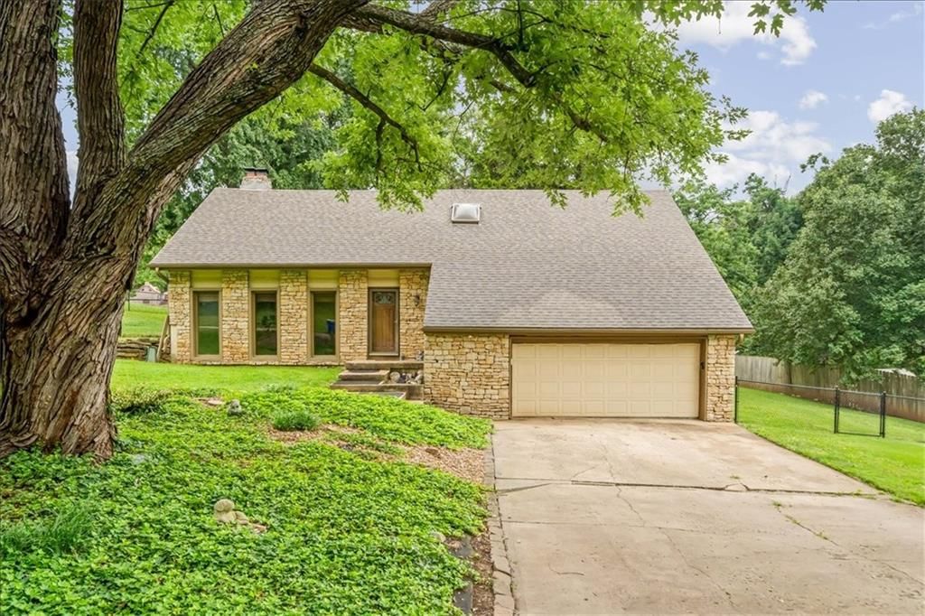 6908 Millridge Street — photo 1