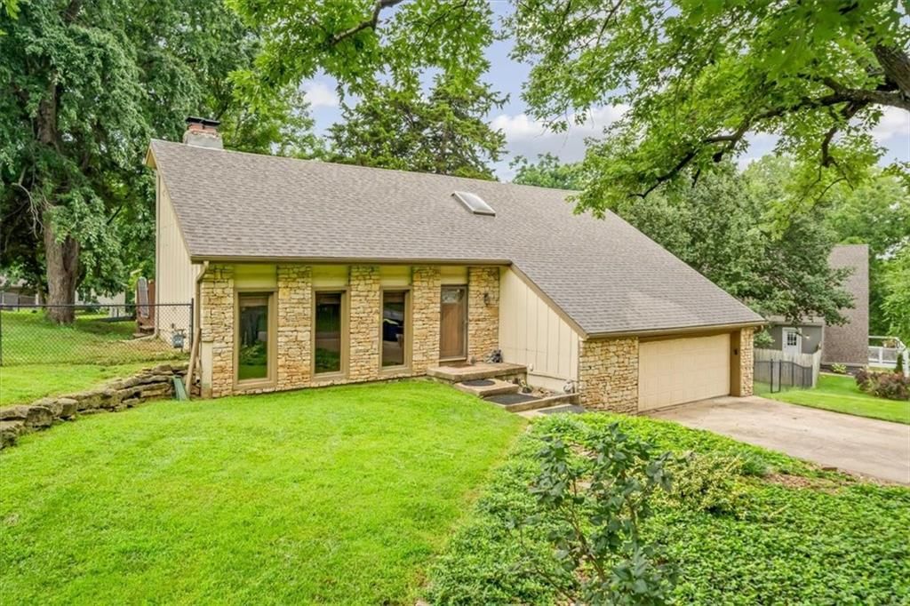 6908 Millridge Street — photo 2