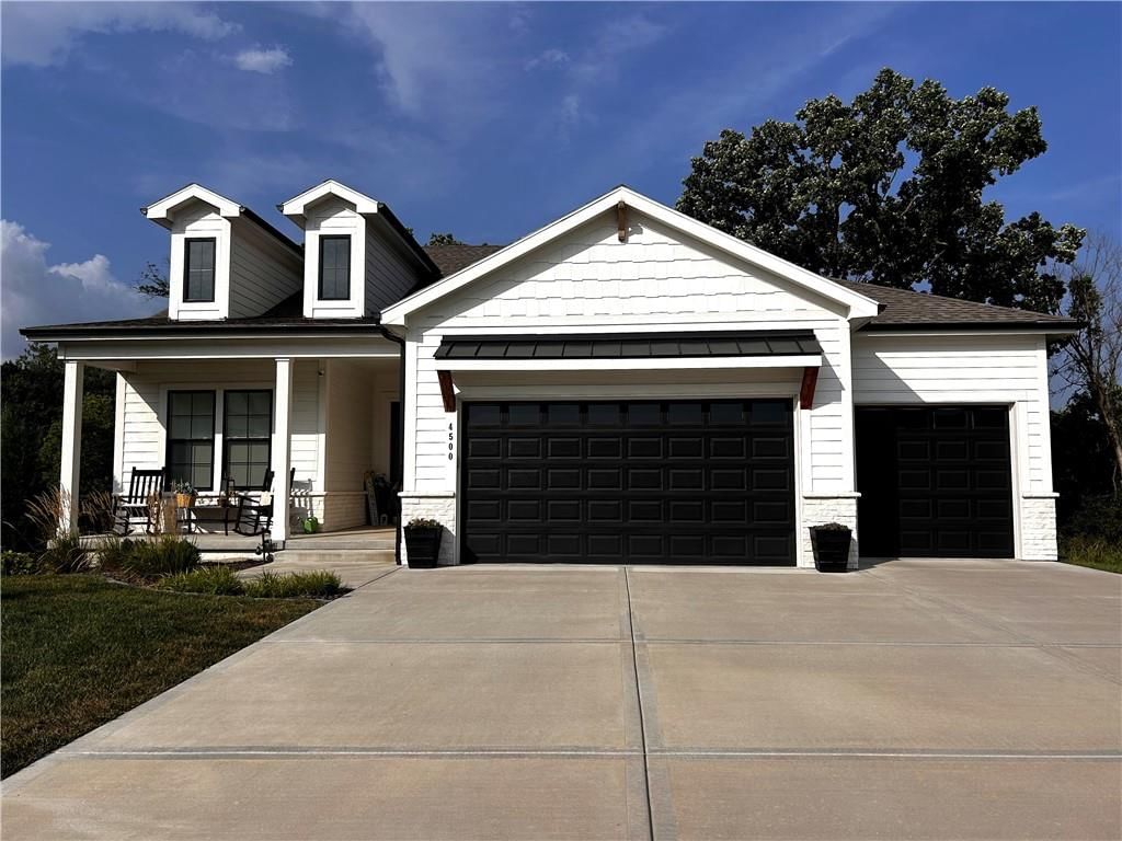 4500 NW 49th Court — photo 1