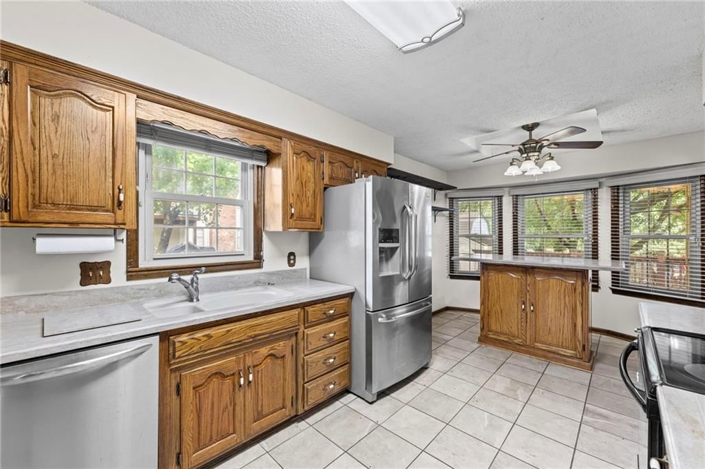 8210 N Virginia Avenue — photo 17