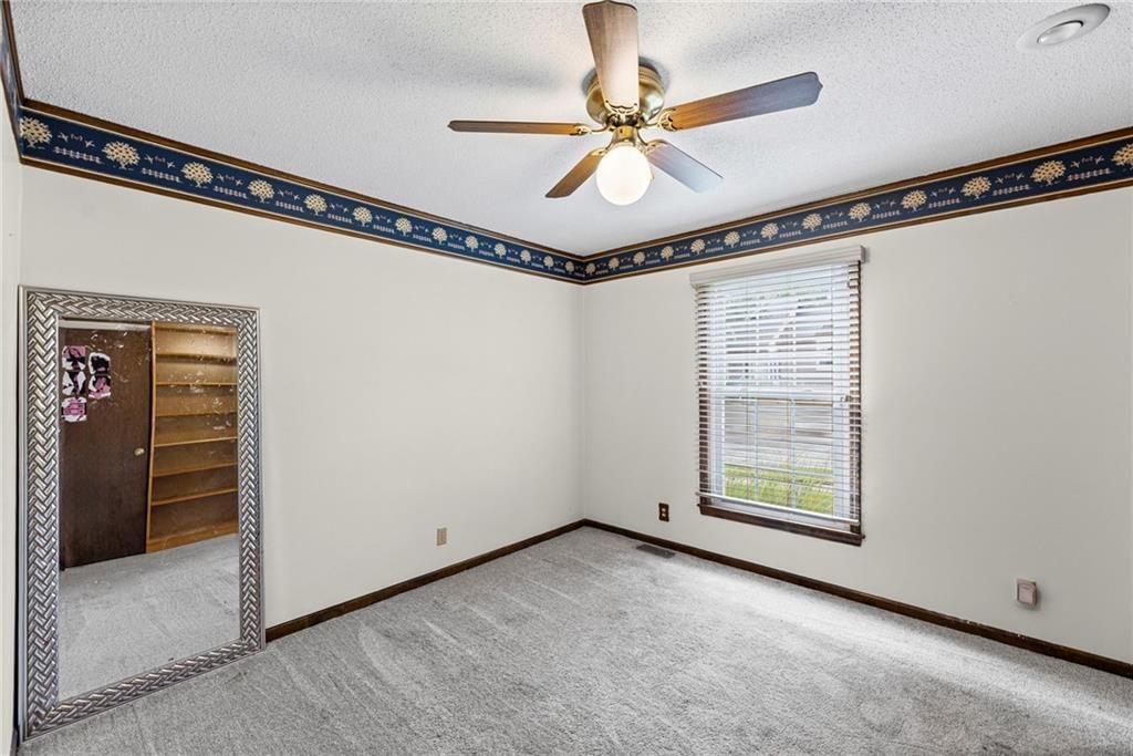 8210 N Virginia Avenue — photo 21