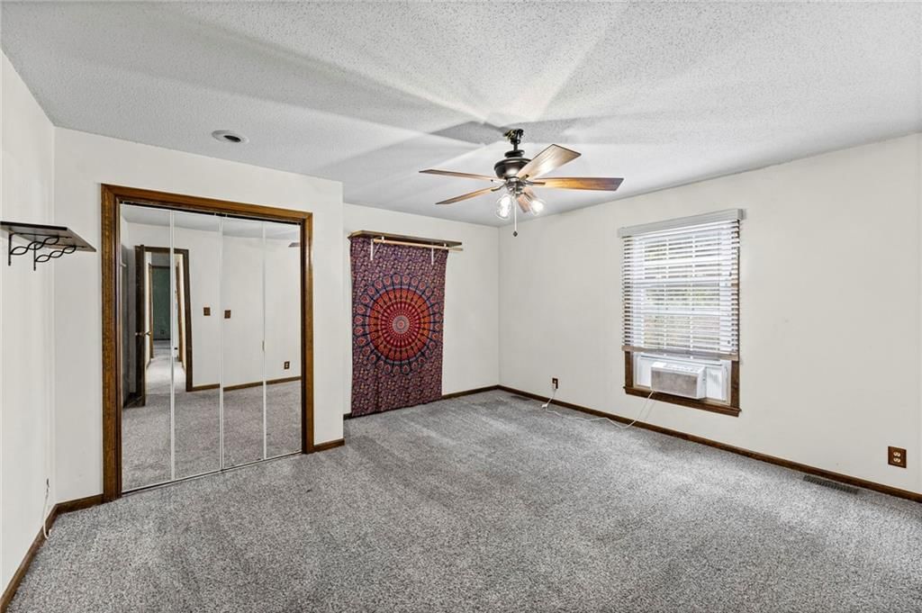 8210 N Virginia Avenue — photo 23