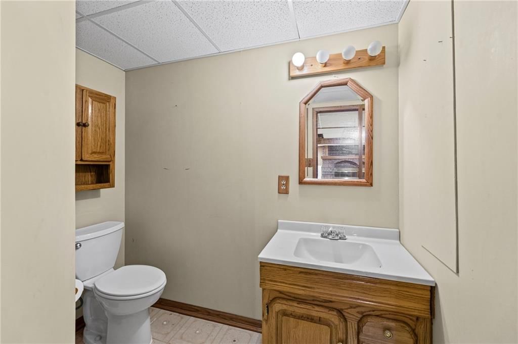 8210 N Virginia Avenue — photo 35