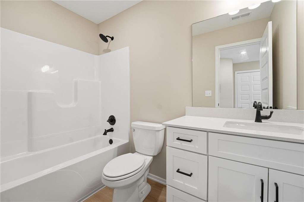 1412 S 4th Street E — photo 19