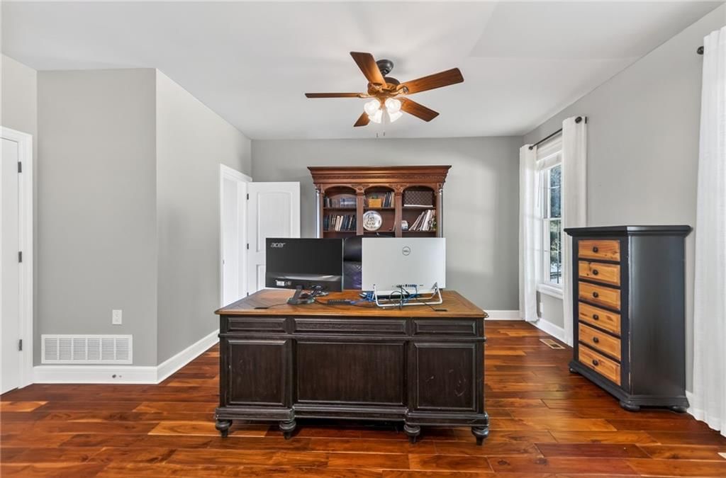 1403 Paxton Street — photo 27