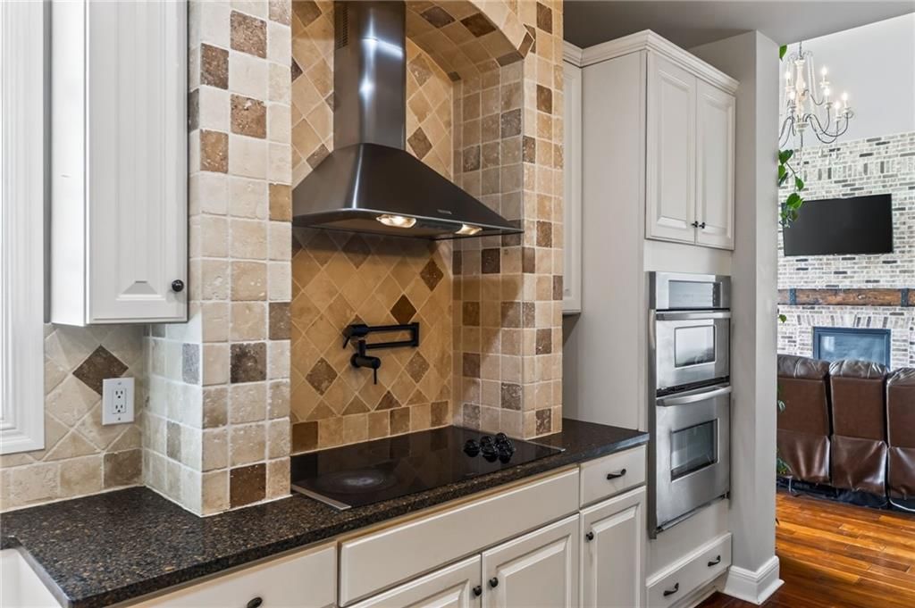 1403 Paxton Street — photo 42